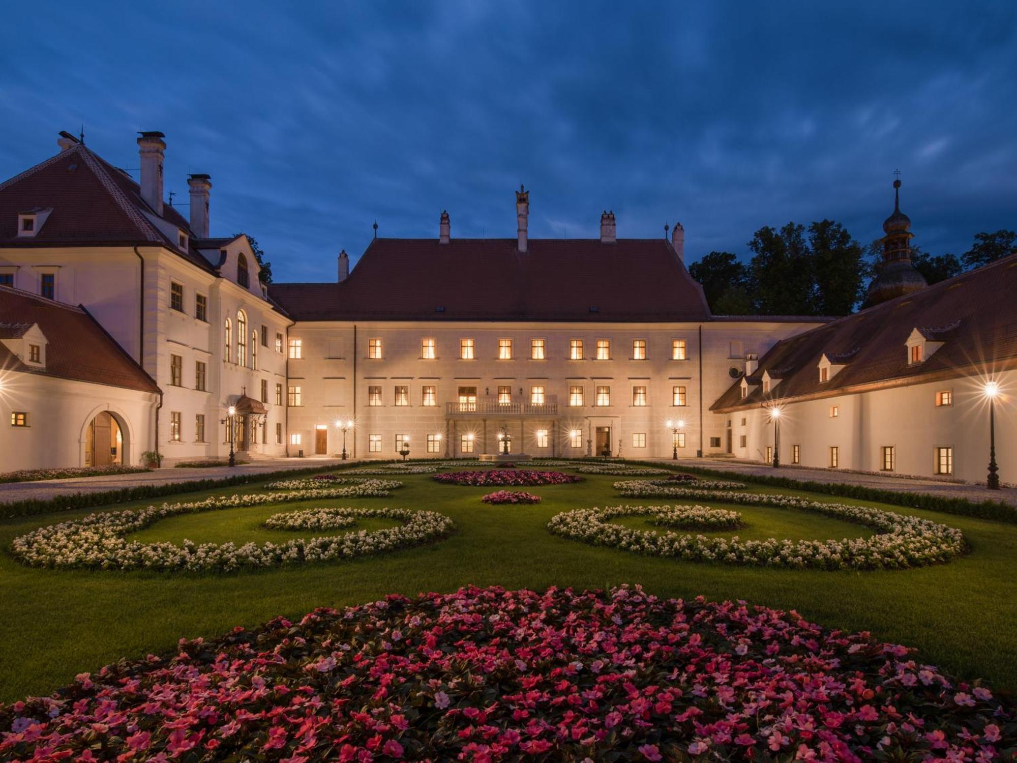 Schloss Thalheim Sankt Poelten Exterior foto