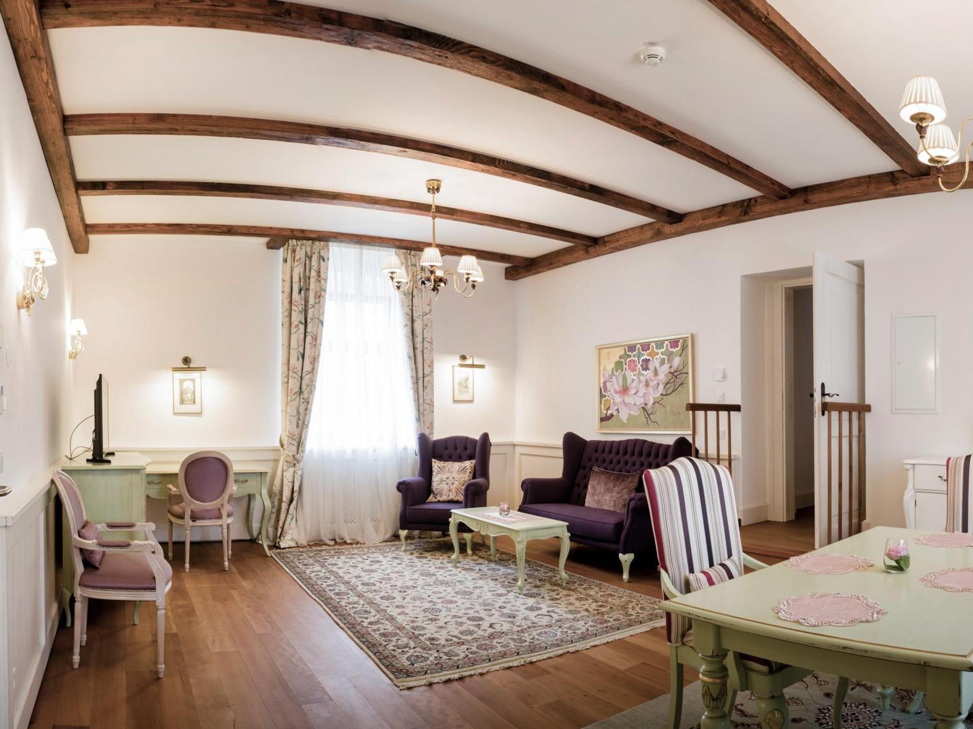 Schloss Thalheim Sankt Poelten Habitación foto